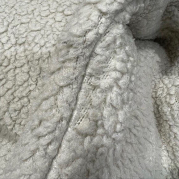 Patagonia Sherpa Quarter-Zip (women’s S) - Picture 7 of 8